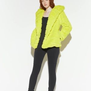 Apparis Goldie Jacket - Neon Yellow